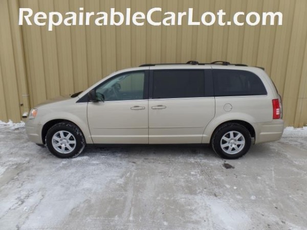 2010 Chrysler town country 0 financing